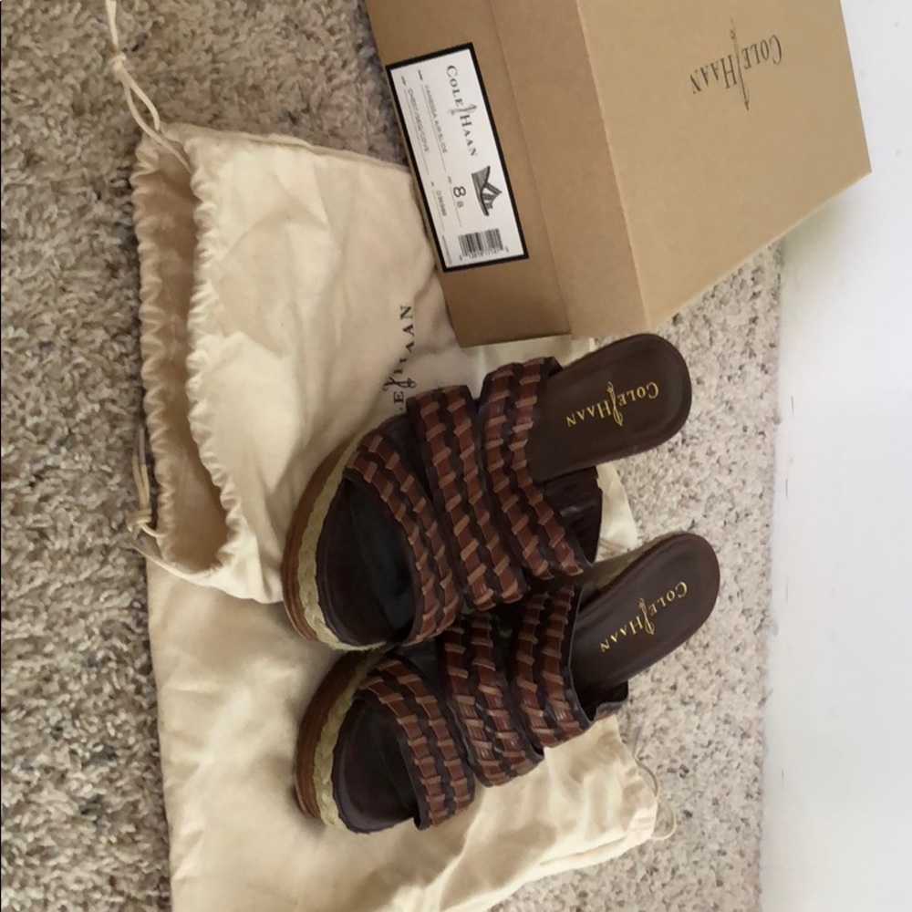Platform sandals - Picture 2 of 2